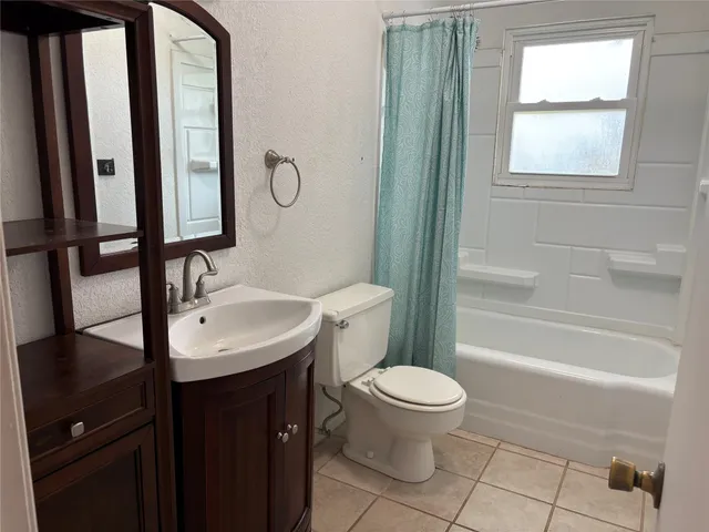 $225,000 | 1303 Mac Drive, Sweeny, TX 77480