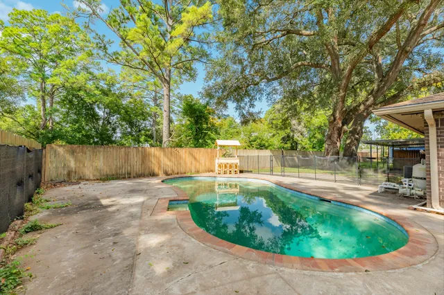 $225,000 | 1303 Mac Drive, Sweeny, TX 77480