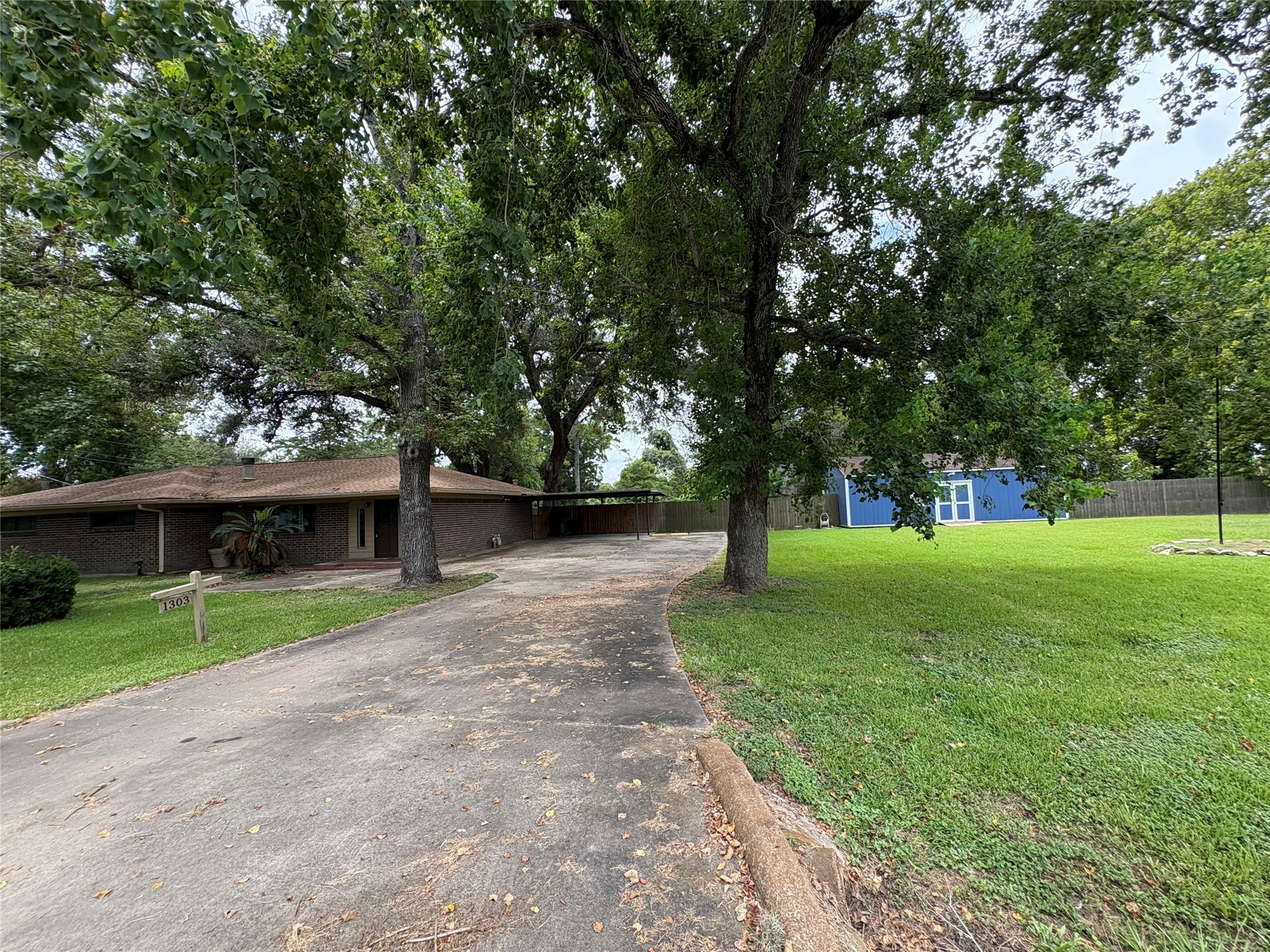 1303 Mac Drive Sweeny, TX 77480 - Photo 27 of 35