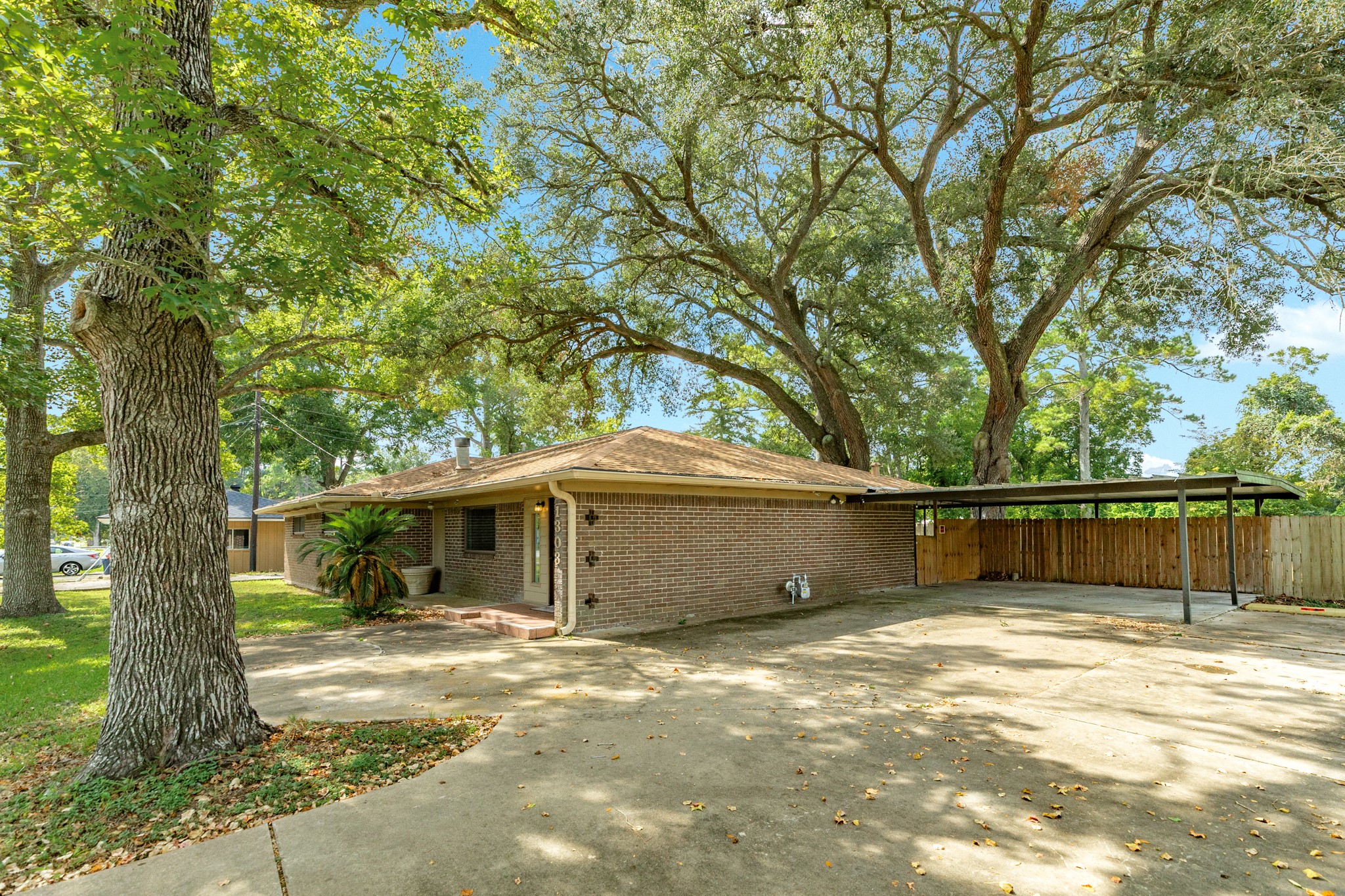 1303 Mac Drive Sweeny, TX 77480 - Photo 31 of 35