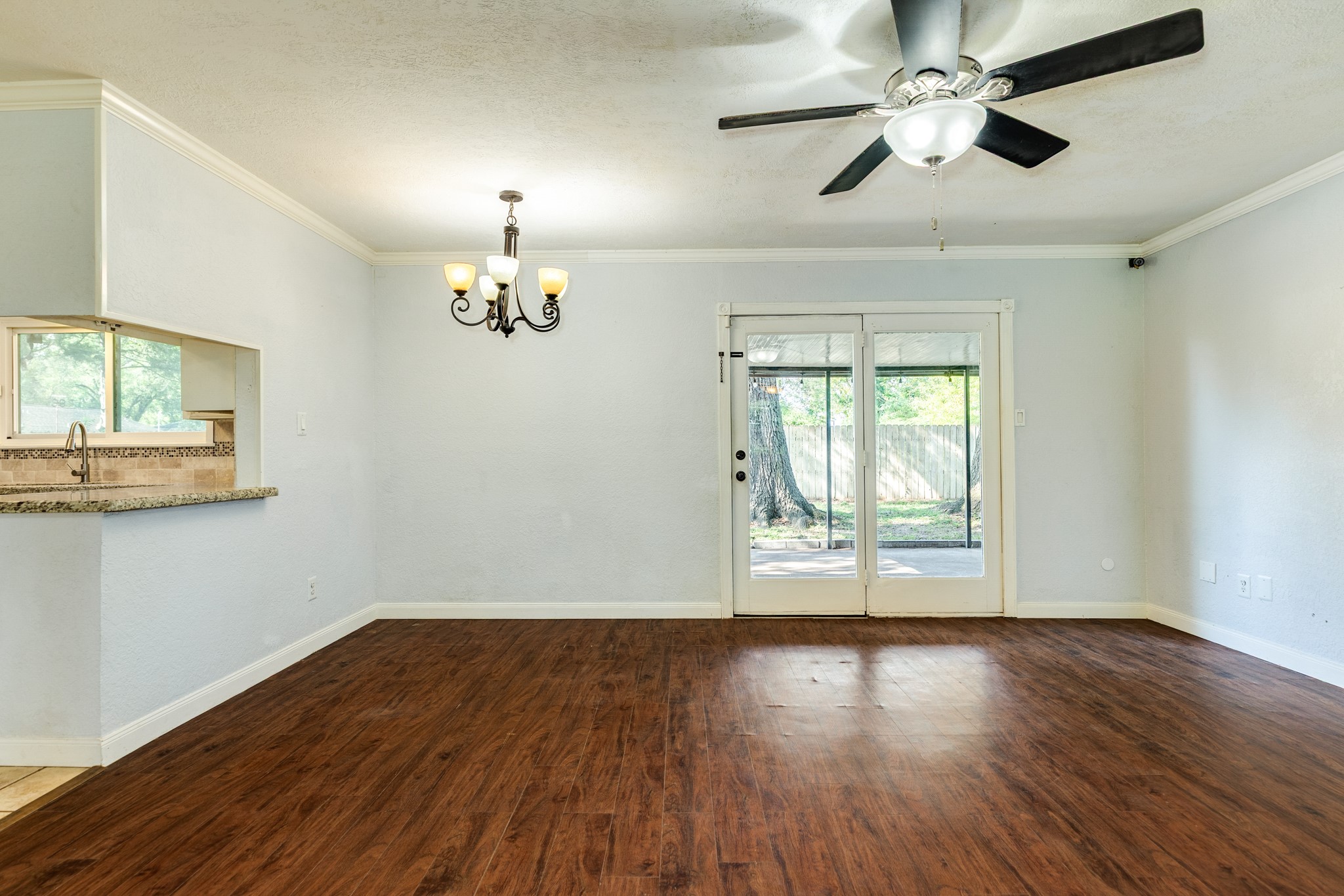 1303 Mac Drive Sweeny, TX 77480 - Photo 5 of 35