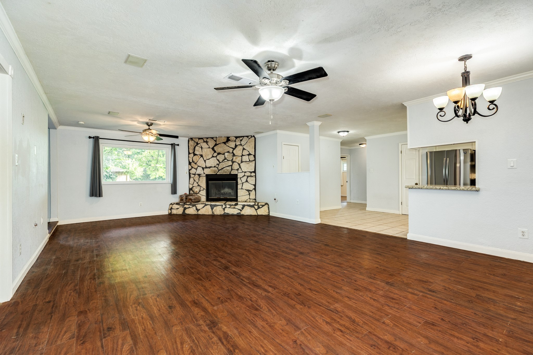 1303 Mac Drive Sweeny, TX 77480 - Photo 6 of 35