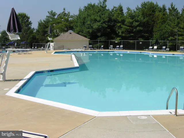 a view of a tennis court