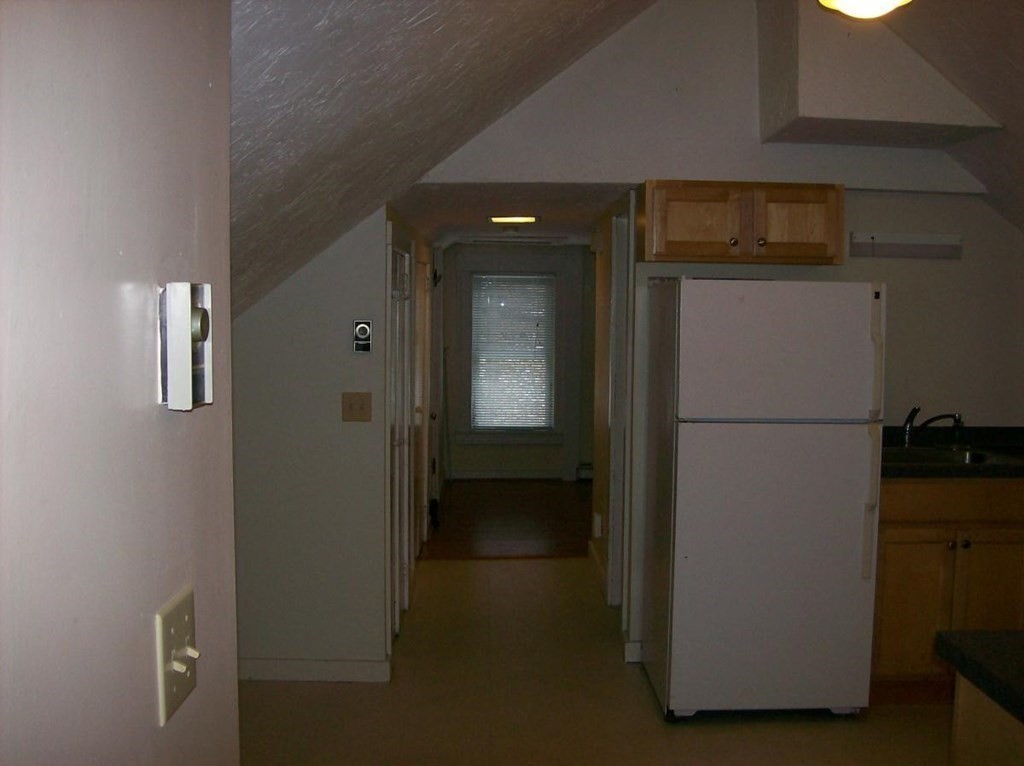 121 Beaconsfield Road Worcester, MA 01602 - Photo 4 of 17