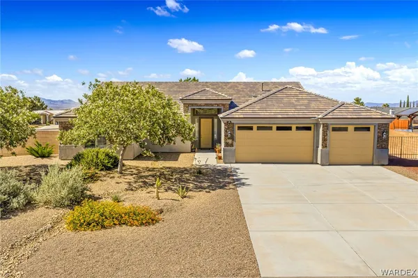 $569,760 | 4213 Gemstone Avenue, Kingman, AZ 86401