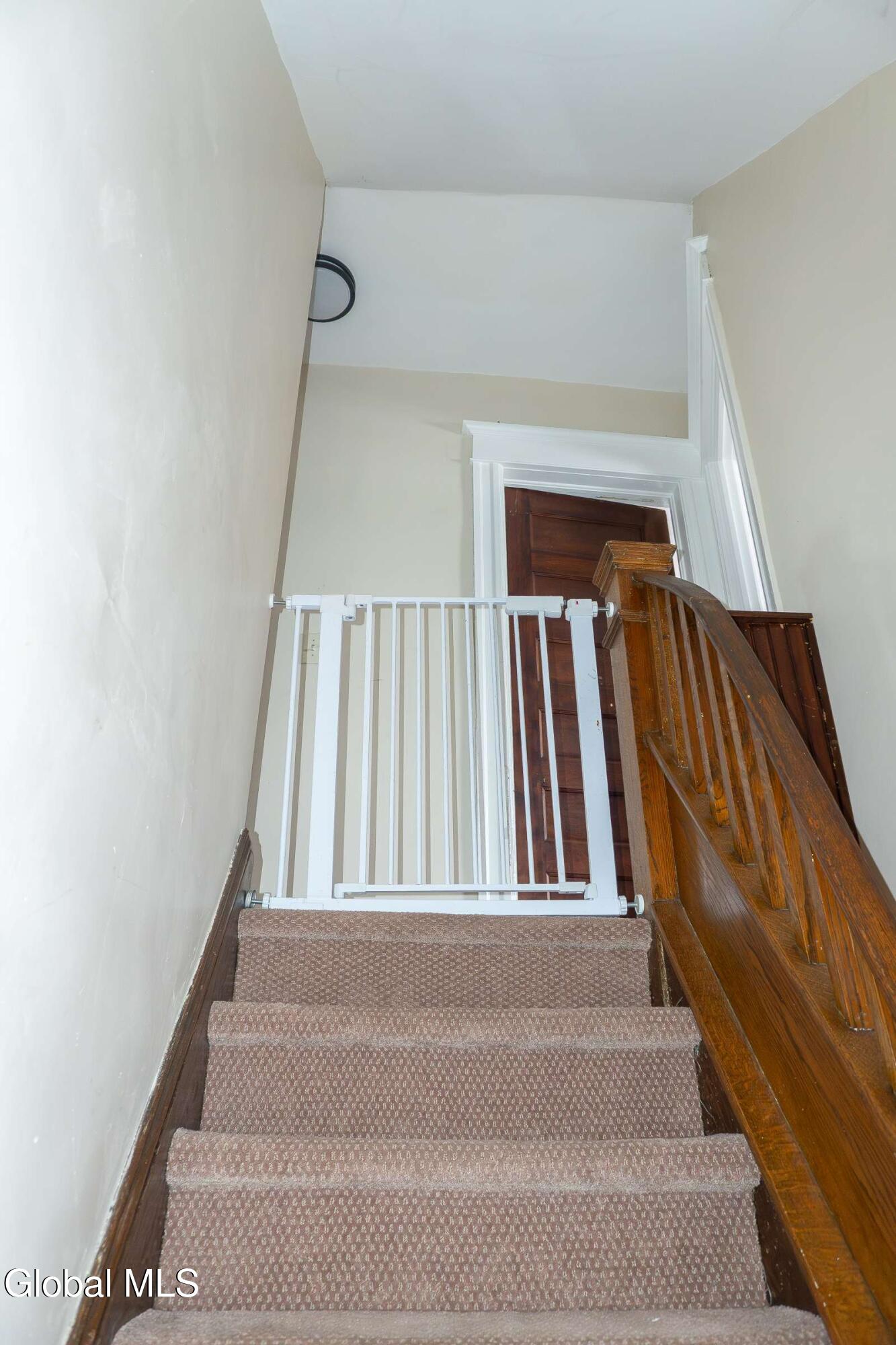 37 Chiswell Street Schenectady, NY 12304 - Photo 16 of 30 16