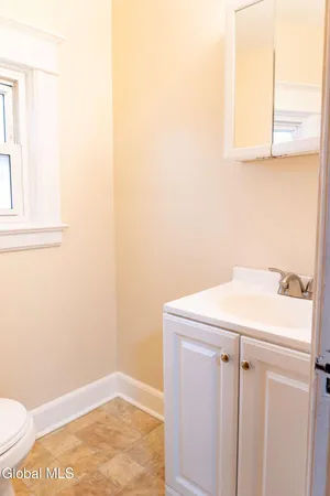 $279,900 | 37 Chiswell Street, Schenectady, NY 12304