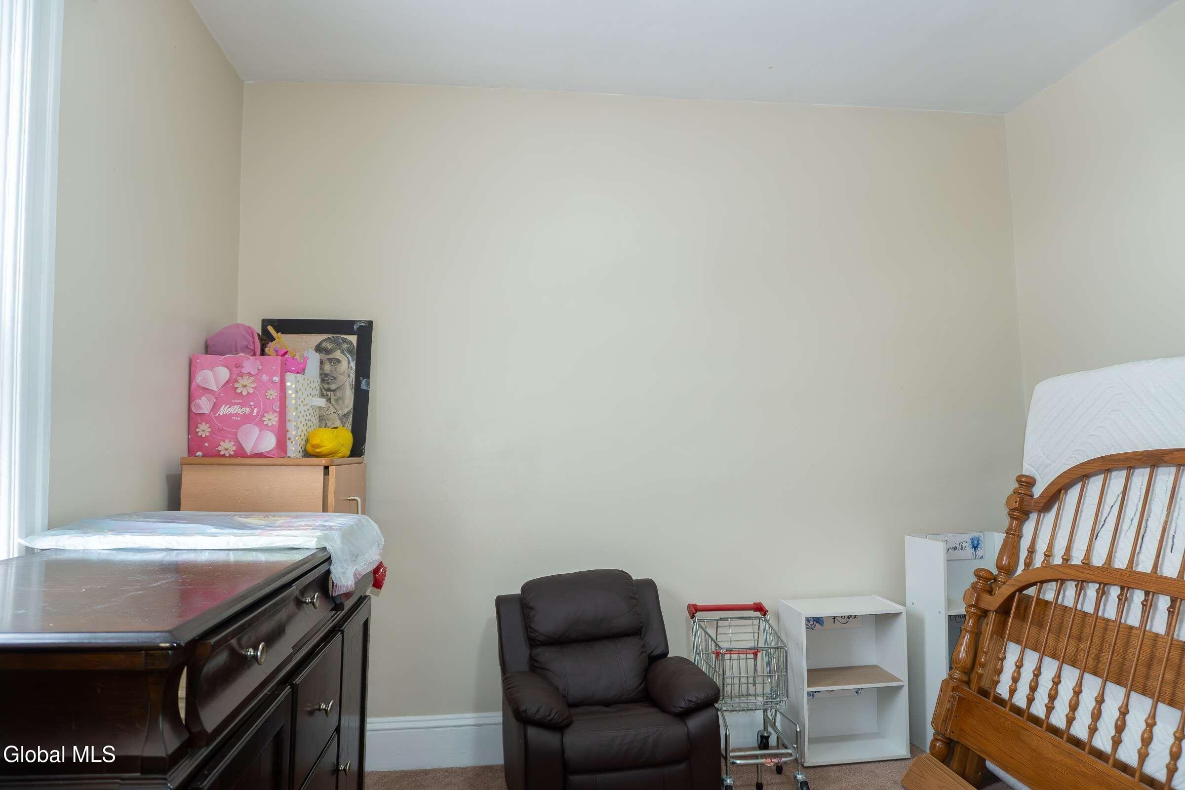 37 Chiswell Street Schenectady, NY 12304 - Photo 21 of 30 21