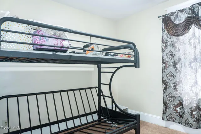 $279,900 | 37 Chiswell Street, Schenectady, NY 12304