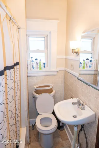 $279,900 | 37 Chiswell Street, Schenectady, NY 12304