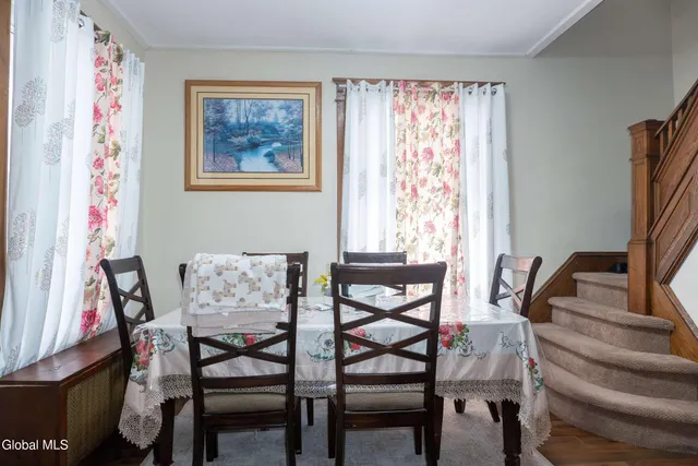 $279,900 | 37 Chiswell Street, Schenectady, NY 12304