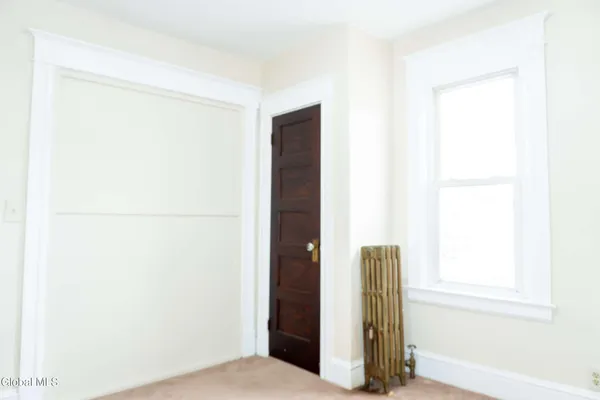 $279,900 | 37 Chiswell Street, Schenectady, NY 12304