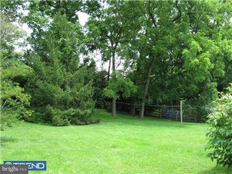 11 Chetwynd Road Paoli, PA 19301 - Photo 4 of 11