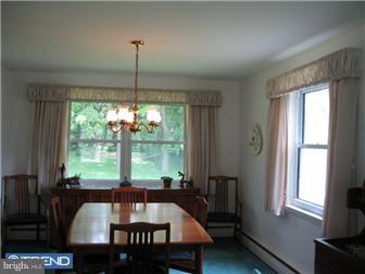 11 Chetwynd Road Paoli, PA 19301 - Photo 6 of 11