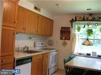 11 Chetwynd Road Paoli, PA 19301 - Photo 7 of 11