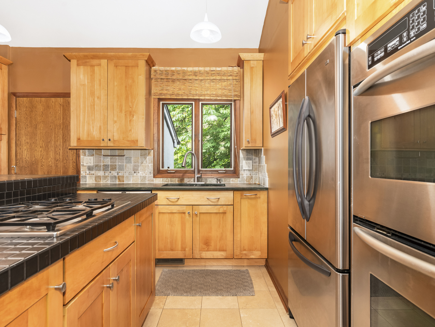 1925 Pine Road Lisle, IL 60532 - Photo 11 of 51