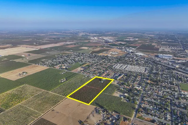 $1,500,000 | 240 Kern Street, Kingsburg, CA 93631