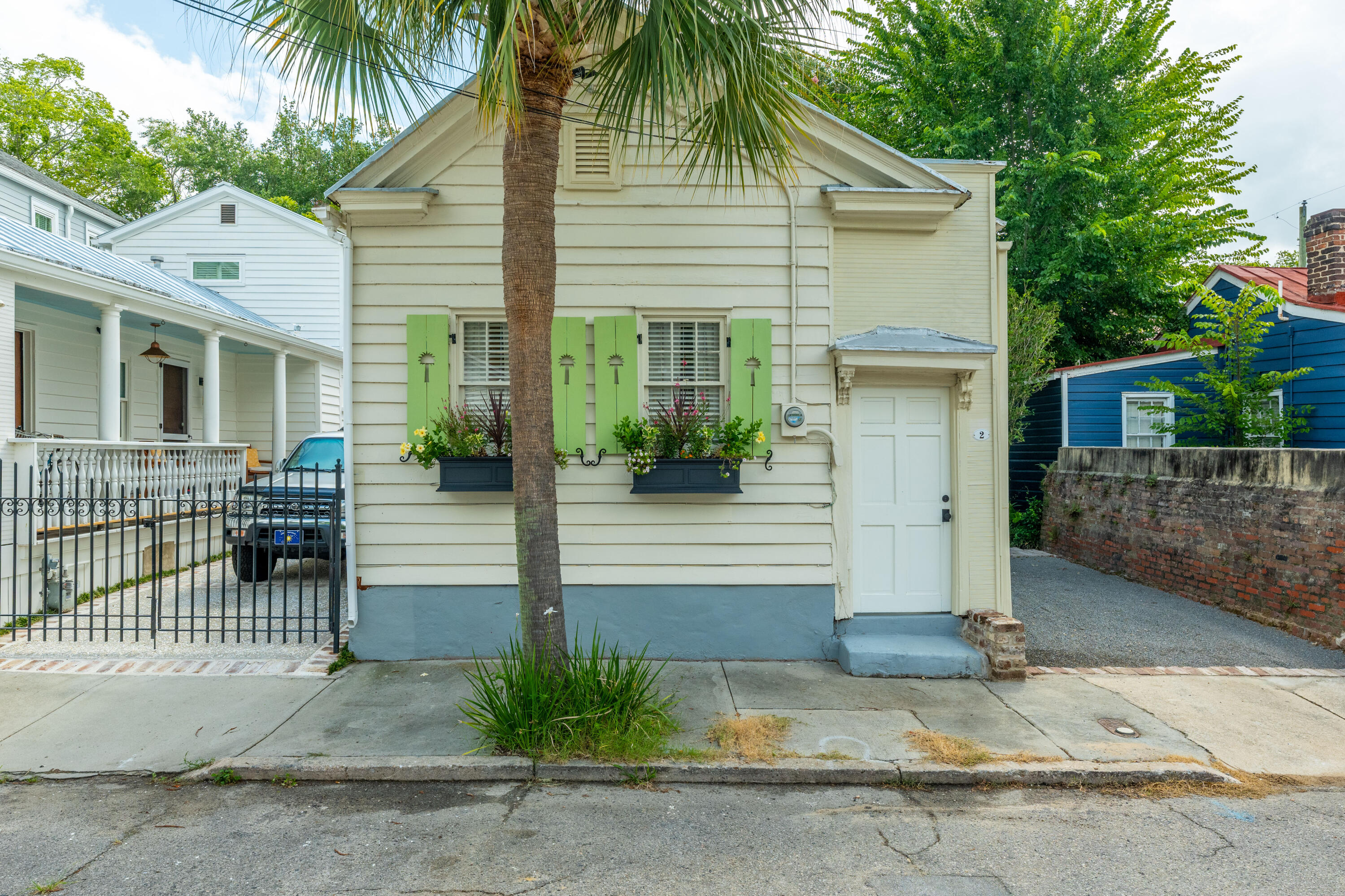 2 Larnes Street Charleston, SC 29403 - Photo 3 of 35 P1038149