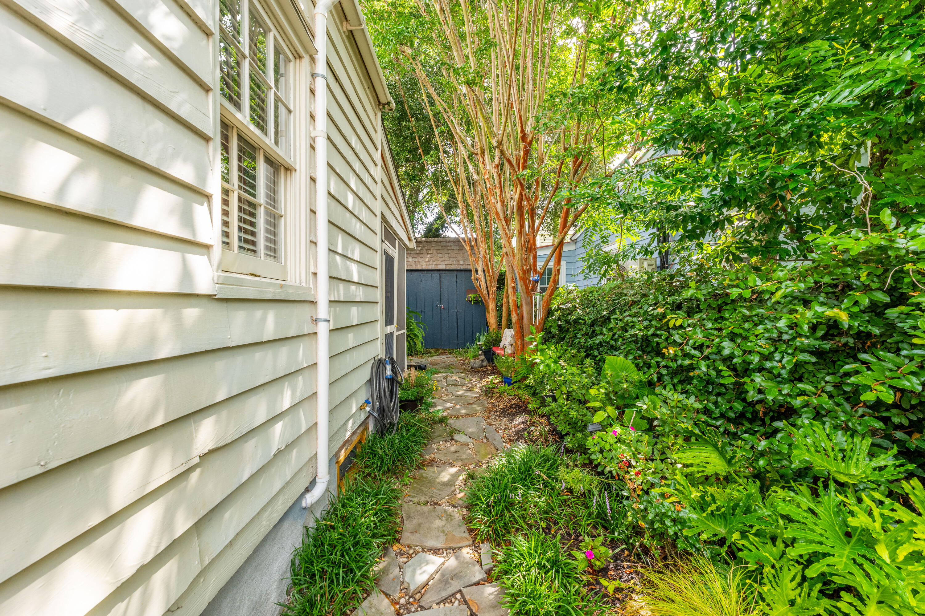 2 Larnes Street Charleston, SC 29403 - Photo 34 of 35 P1038144
