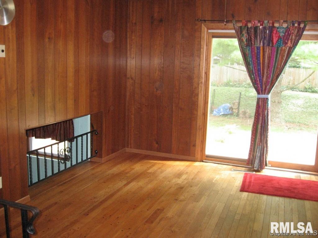14 Lambert Lane Springfield, IL 62704 - Photo 5 of 11