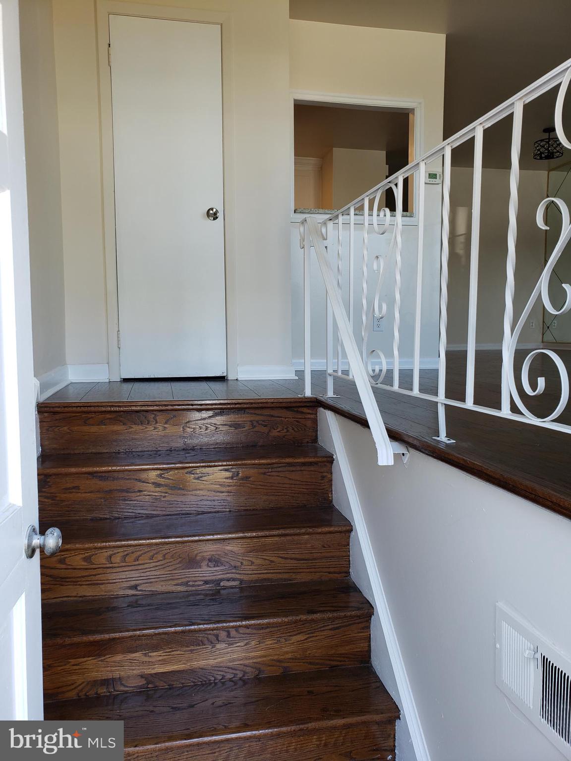 11110 Dora Drive Philadelphia, PA 19154 - Photo 4 of 77