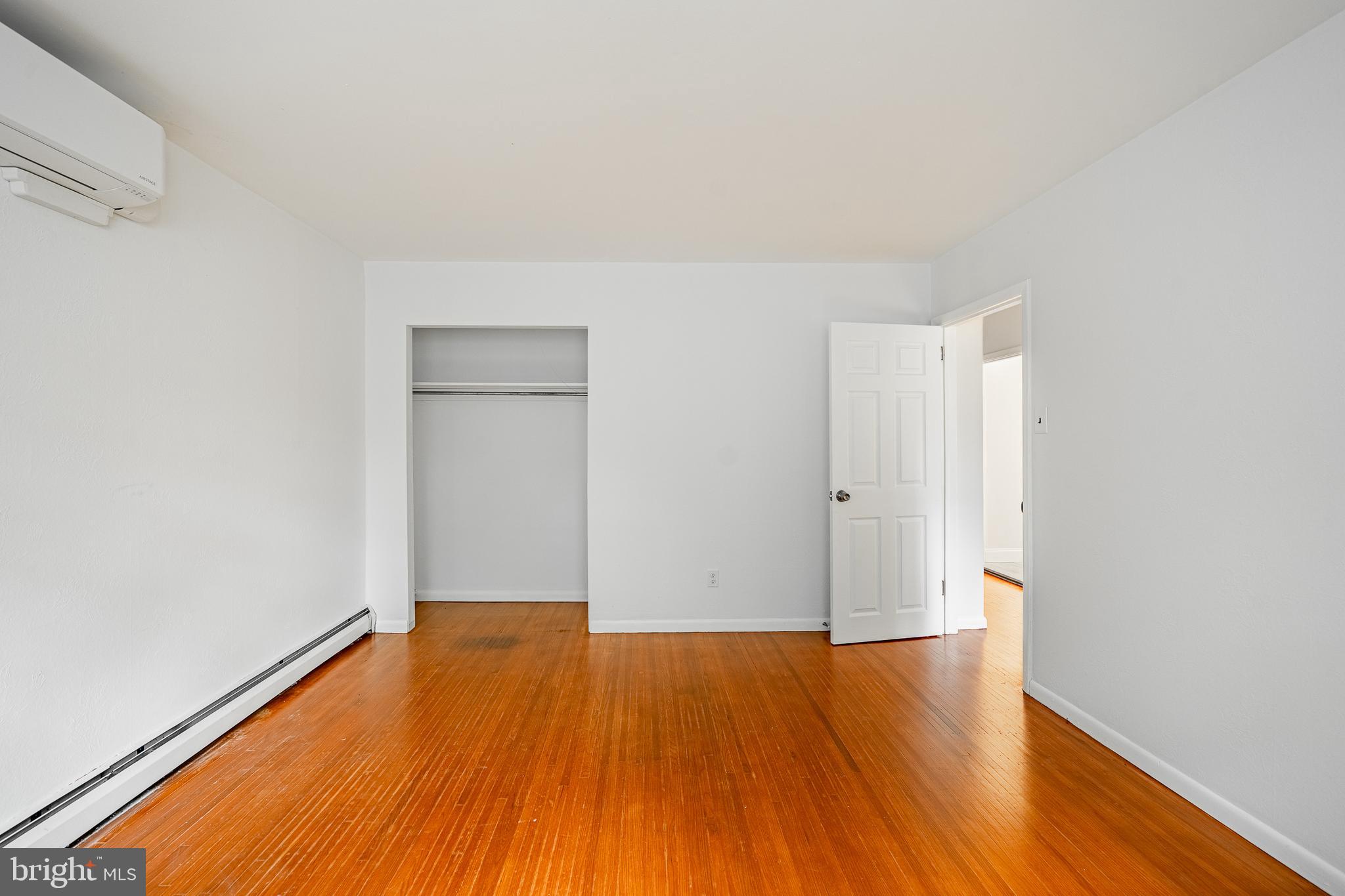 1100 West Church Road Wyncote, PA 19095 - Photo 18 of 46 Bedroom 2 (12'2" x 13'10")