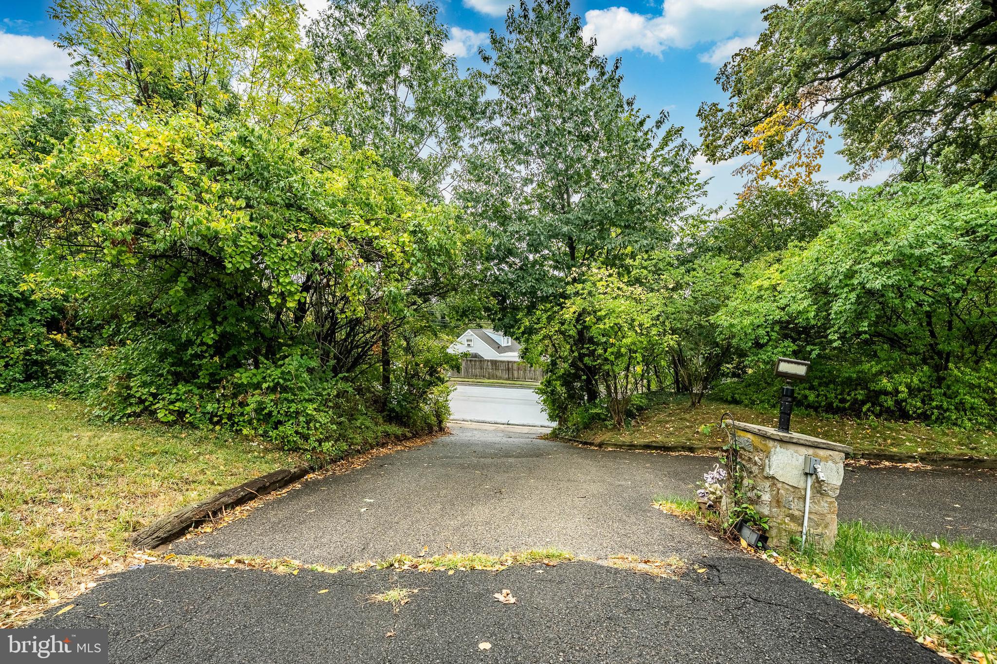 1100 West Church Road Wyncote, PA 19095 - Photo 32 of 46 upper drive from garage
