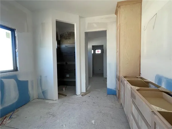 $1,188,072 | 15998 South Twilight Lane, Olathe, KS 66062