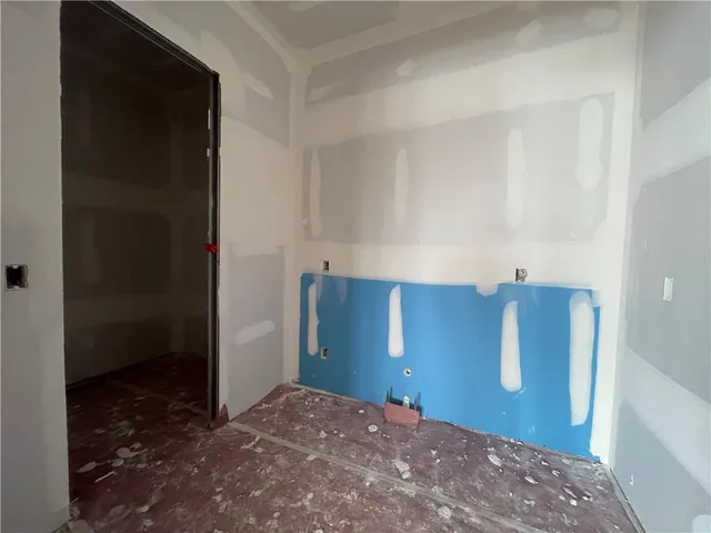 $1,188,072 | 15998 South Twilight Lane, Olathe, KS 66062