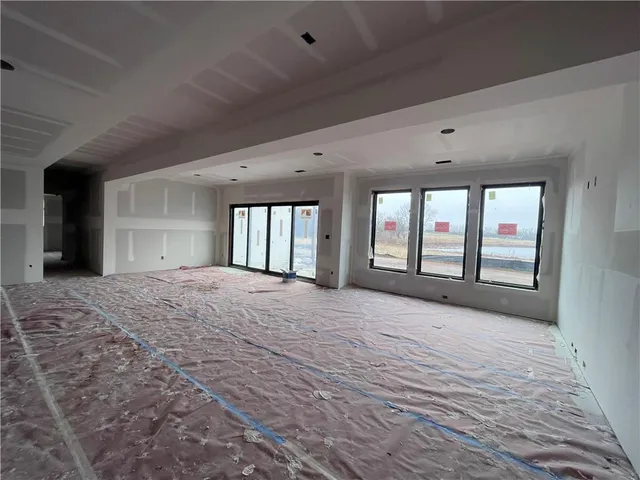 $1,188,072 | 15998 South Twilight Lane, Olathe, KS 66062