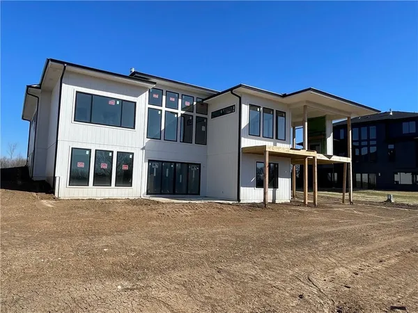 $1,188,072 | 15998 South Twilight Lane, Olathe, KS 66062