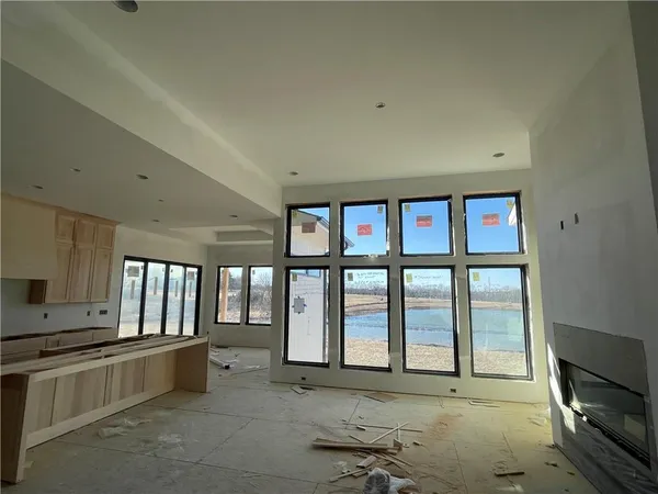 $1,188,072 | 15998 South Twilight Lane, Olathe, KS 66062