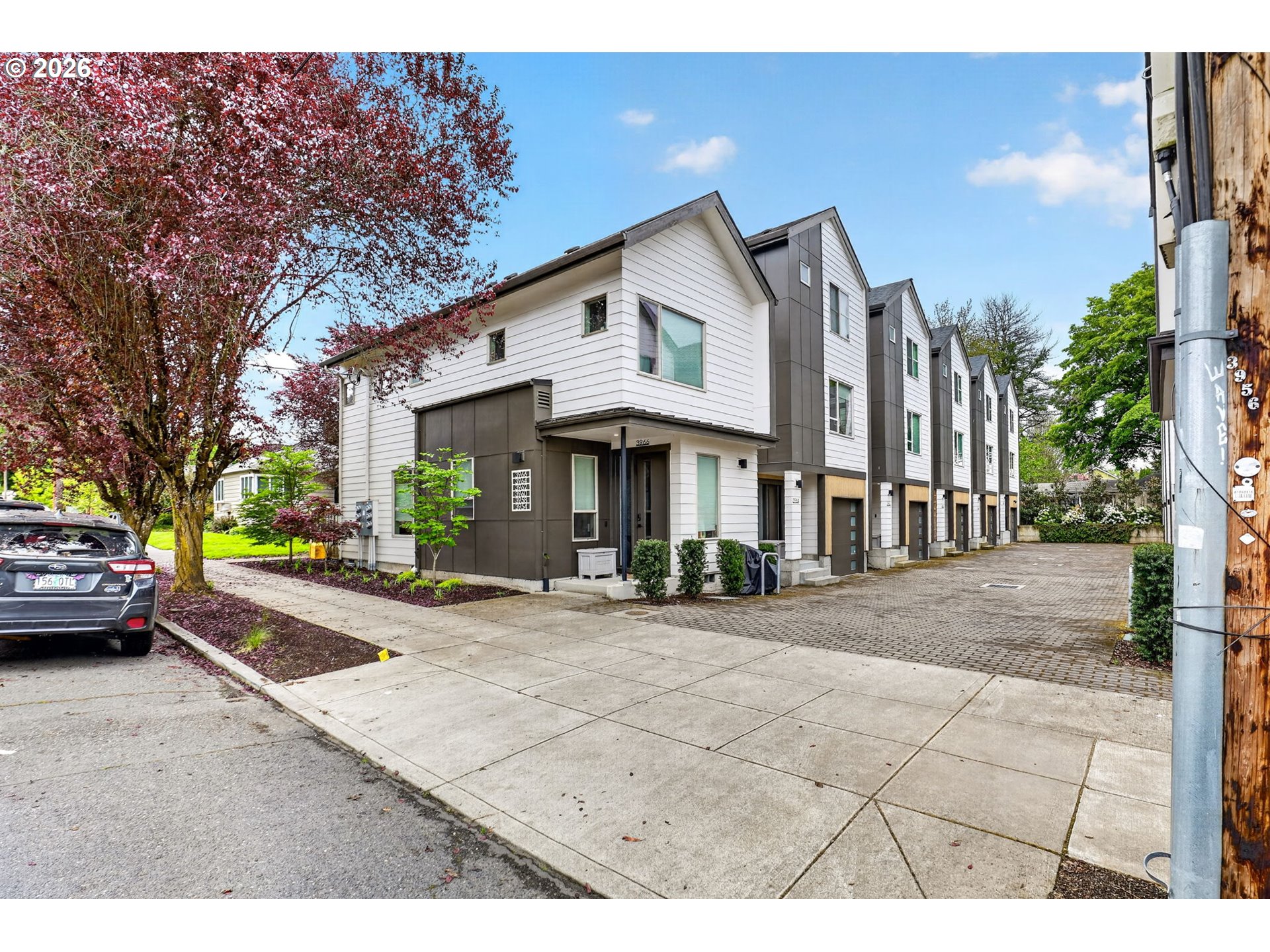 3954 Southeast Gladstone Street Portland, OR 97202 - Photo 32 of 41