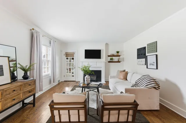 $899,900 | 1410 East Riverwood Drive, Nashville, TN 37216