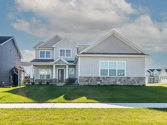 $495,000 | 6101 Wrigley Drive, Bloomington, IL 61705