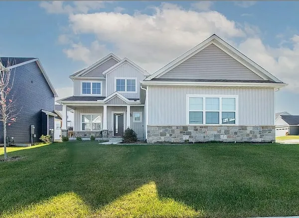 $495,000 | 6101 Wrigley Drive, Bloomington, IL 61705