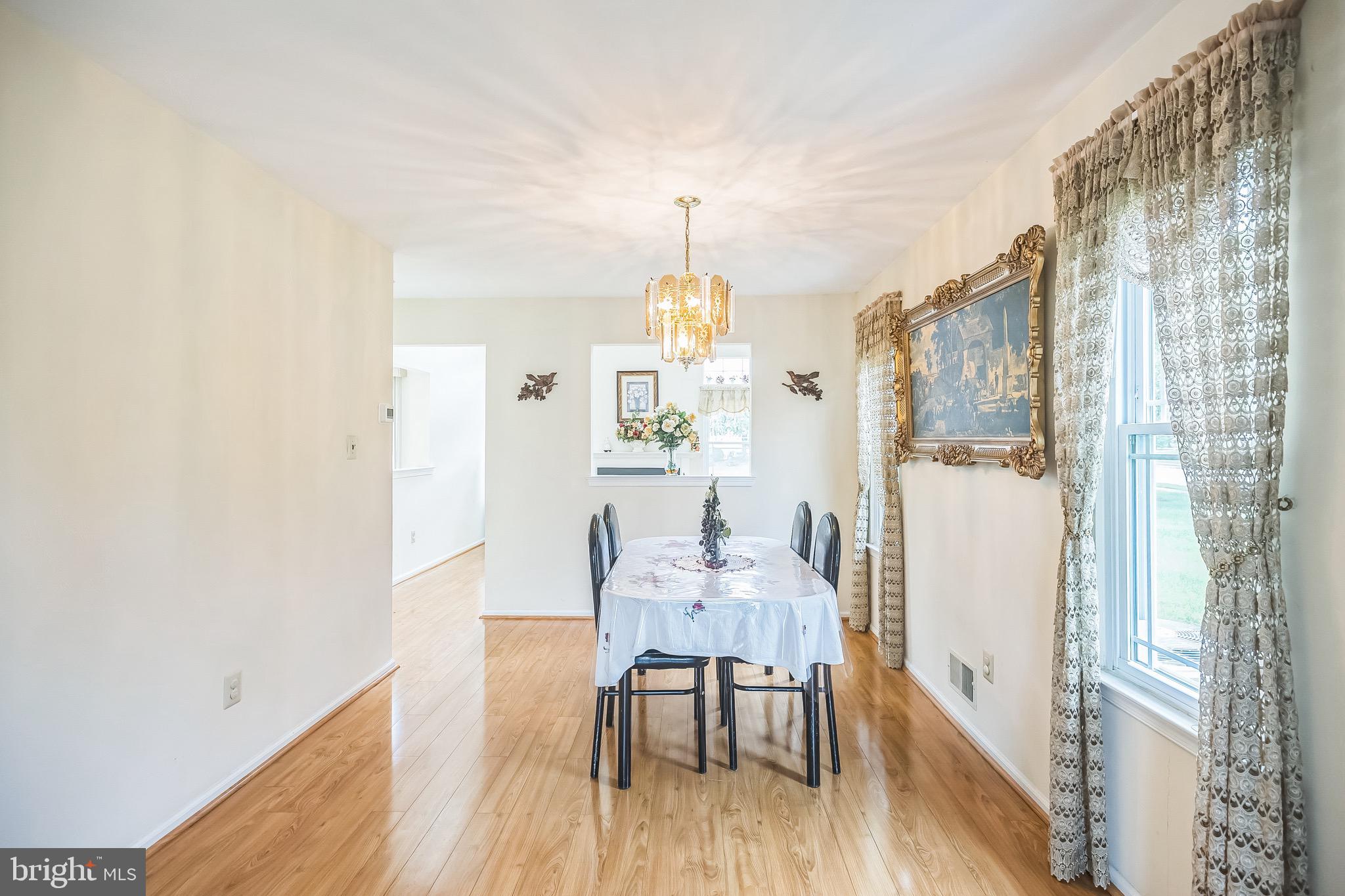 56 Ridgewood Way Burlington, NJ 08016 - Photo 4 of 27 Formal Dining Room