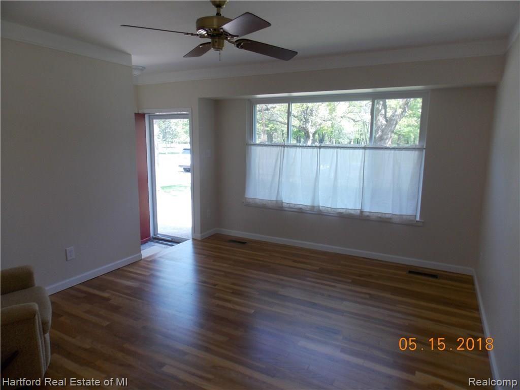 28017 West Nine Mile Road Farmington Hills, MI 48336 - Photo 5 of 27