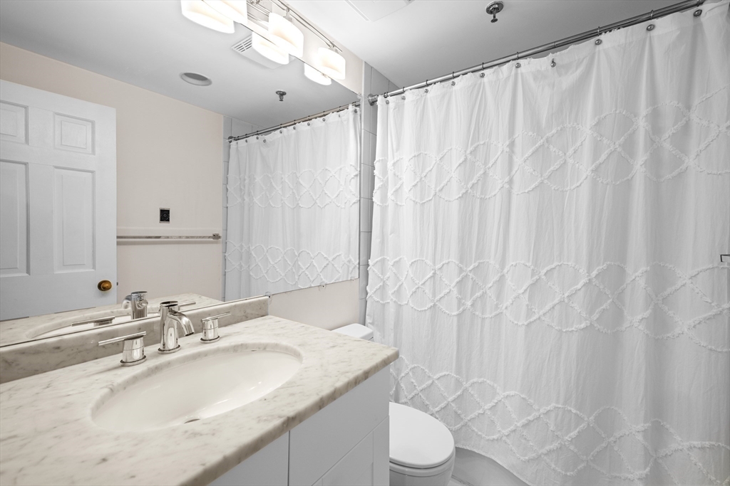 390 Commonwealth Avenue, Unit 609 Boston, MA 02215 - Photo 13 of 15