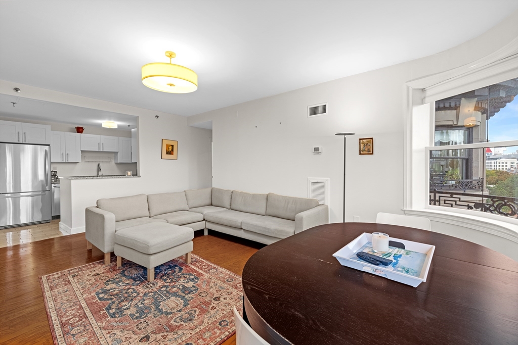 390 Commonwealth Avenue, Unit 609 Boston, MA 02215 - Photo 5 of 15