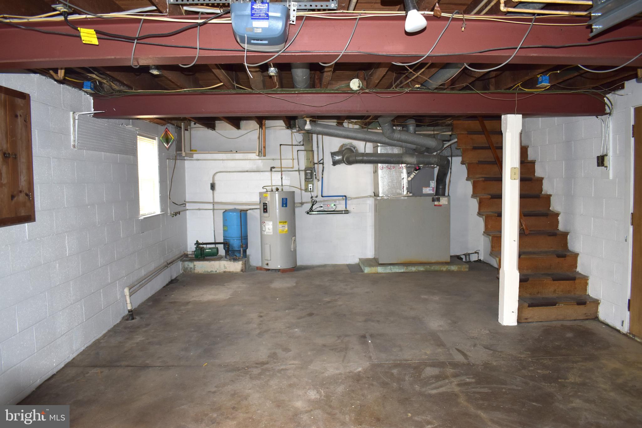 941 North State Street Ephrata, PA 17522 - Photo 24 of 32 Garage