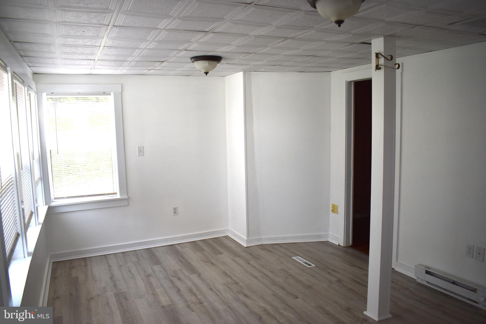 941 North State Street Ephrata, PA 17522 - Photo 8 of 32 Family Room 2