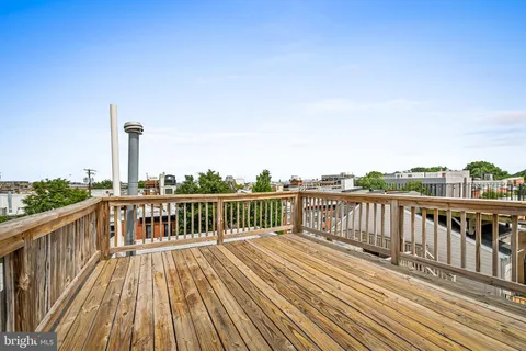 $389,900 | 1438 Battery Avenue, Baltimore, MD 21230