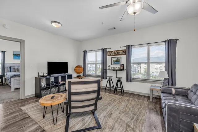 $307,500 | 804 Riverfront Parkway, Unit 310, Chattanooga, TN 37402