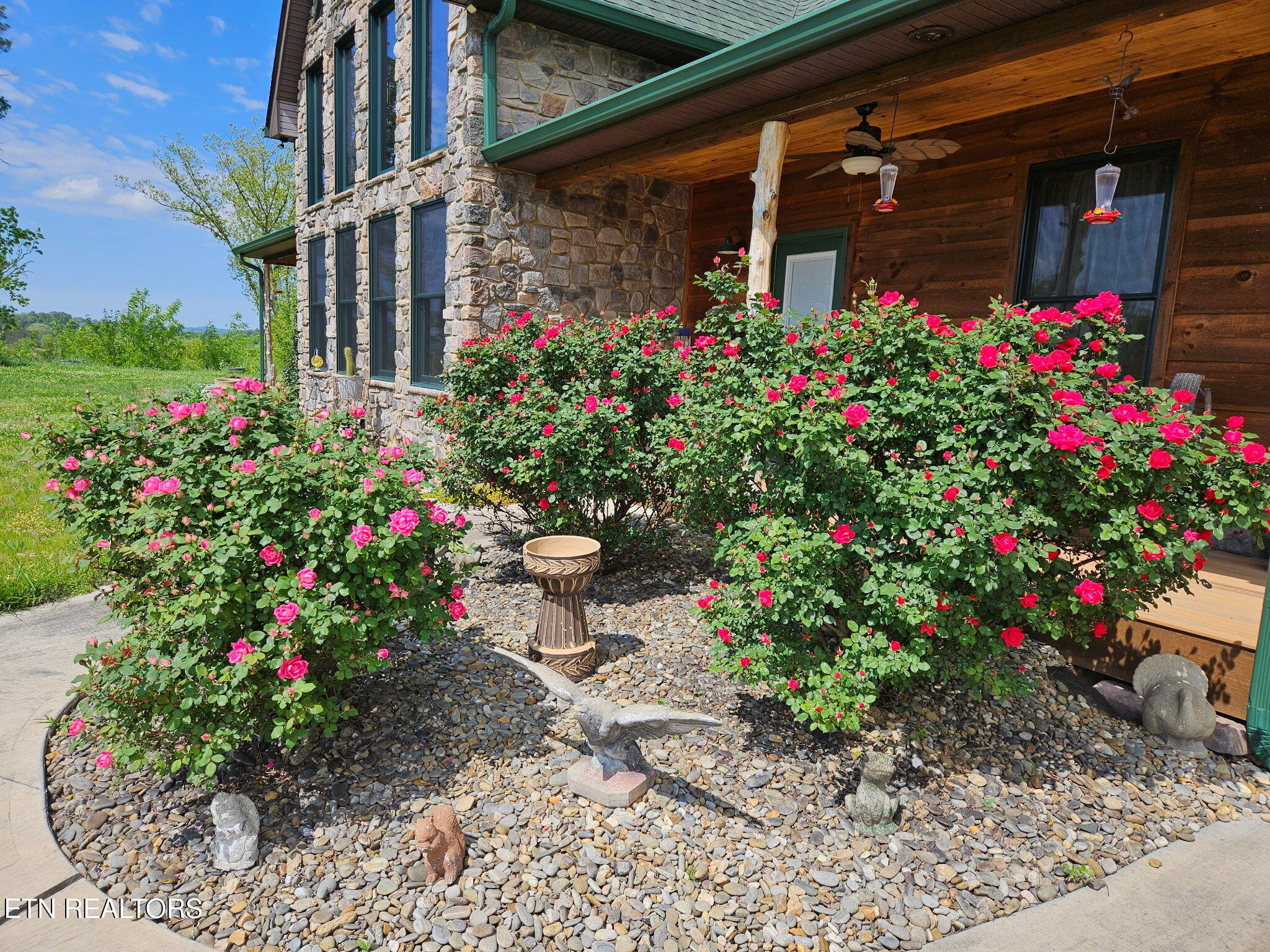 2760 Forest Ridge Road Dandridge, TN 37725 - Photo 4 of 32 image1
