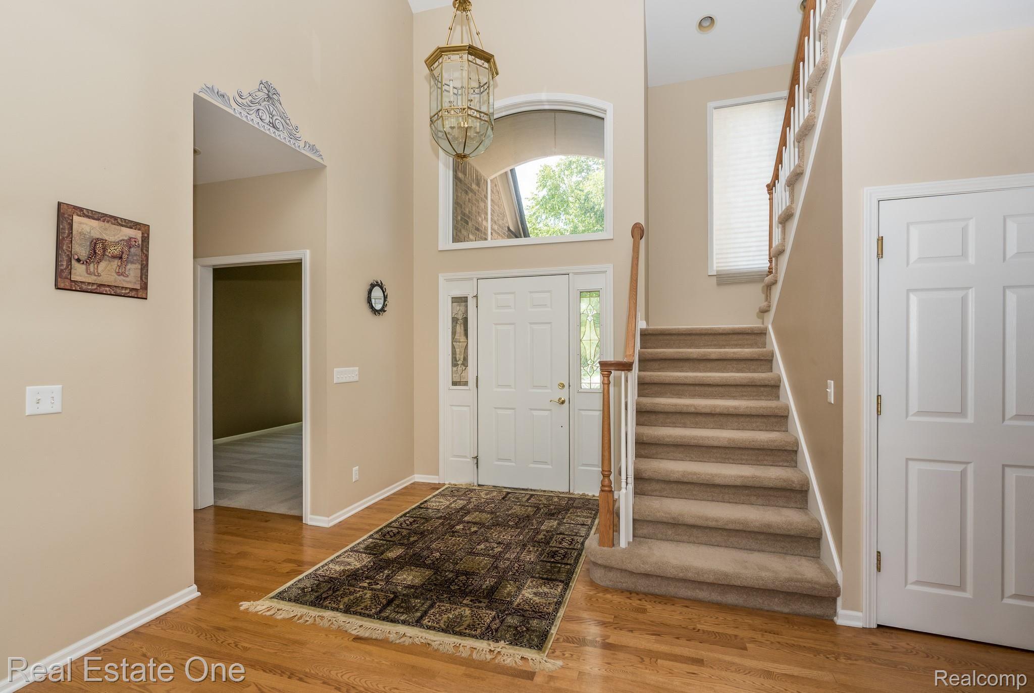 1784 Blue Grass Drive Rochester, MI 48306 - Photo 15 of 72 Blue Spruce MLS-W004.jpg