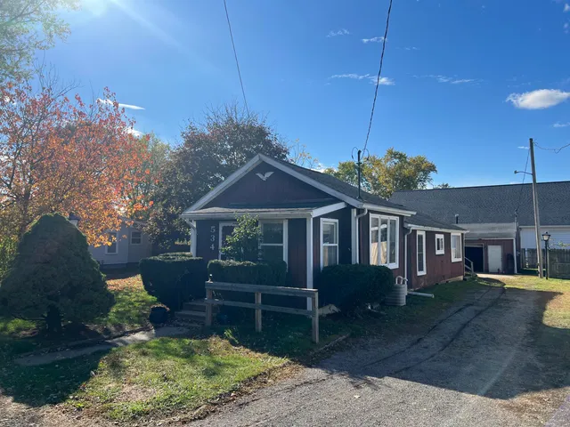 $144,000 | 534 Barrett Avenue, Jackson, MI 49202