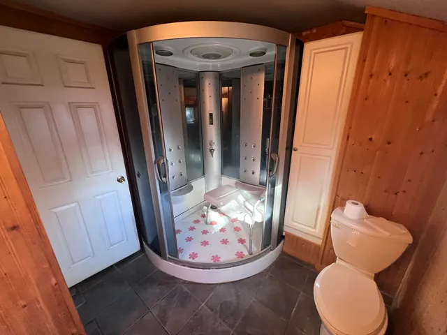 $144,000 | 534 Barrett Avenue, Jackson, MI 49202