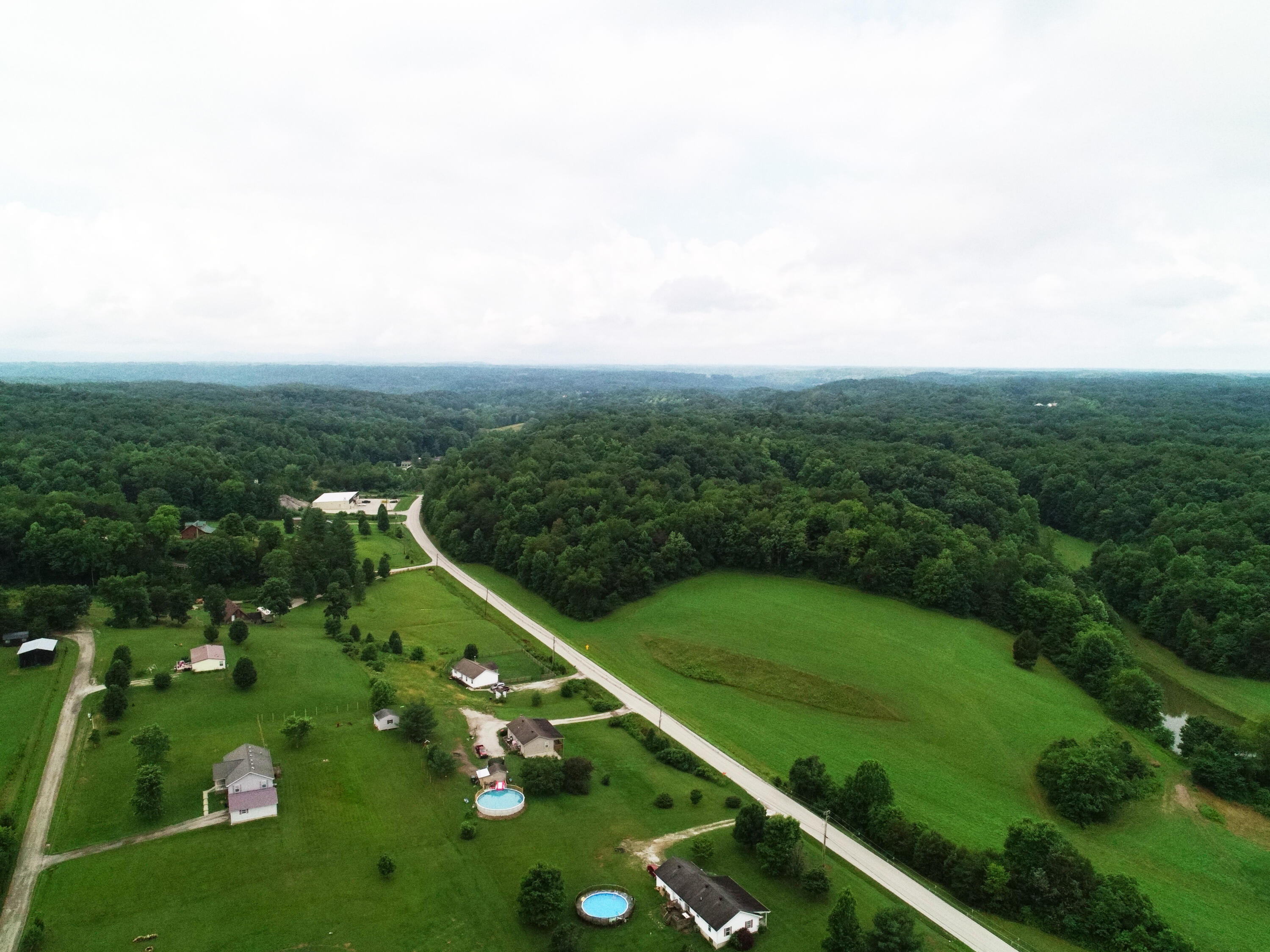 60 Tuttle Road Irvine, KY 40336 - Photo 1 of 6 Convenient location