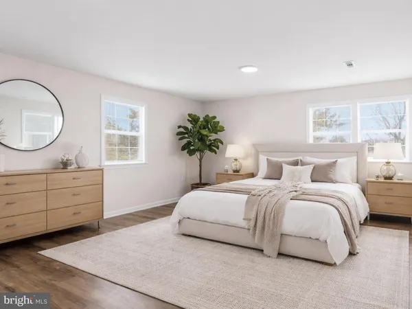 $860,000 | 13511 Chevy Chase Court, Chantilly, VA 20151